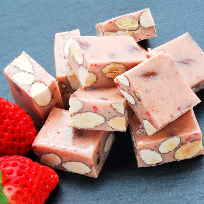 草莓杏仁牛軋糖
