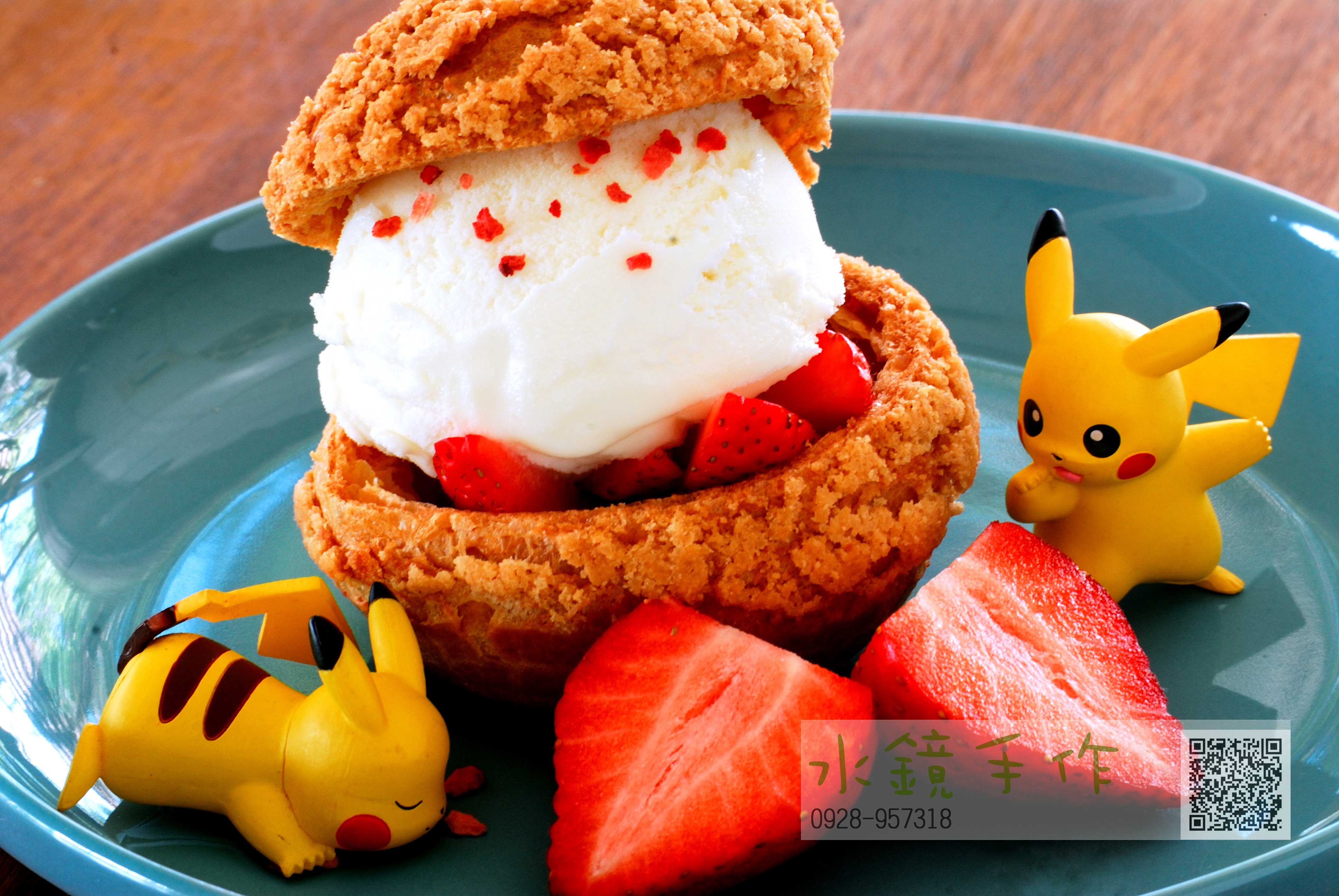 草莓冰淇淋泡芙（內用限定）